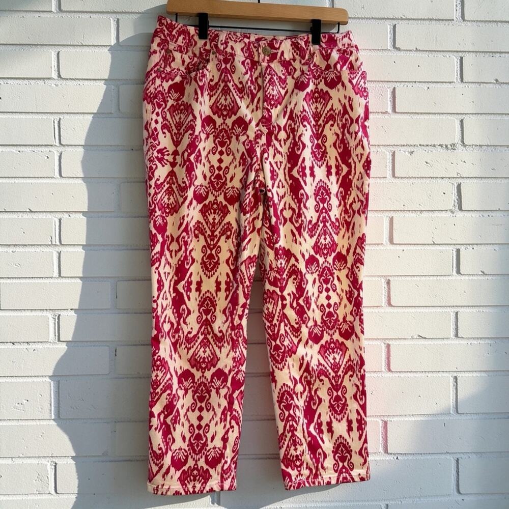 Chico's Platinum Crop Pants Ikat Print Pink White Stretch Size 0.5